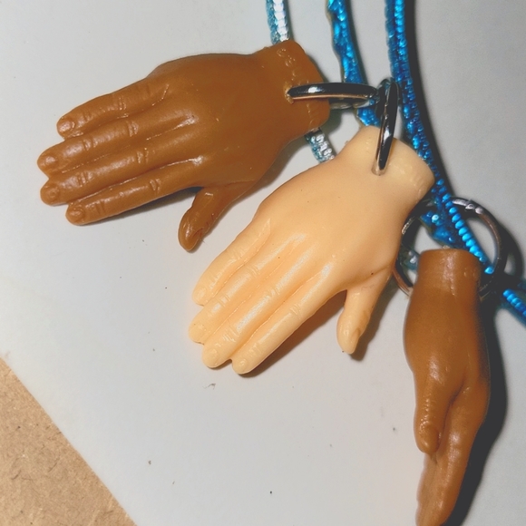 Bracelet Set ๐ซฑ๐ฝ๐ซฒ๐ป๐ซฑ๐ฝ 3 Tiny Hands - Picture 4 of 16